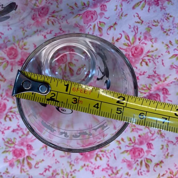 Adorable 1940s Juice/Kids Drinking Glasses (set of 4) - Picture 14 of 16